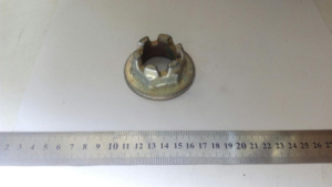 Гайка М32х2 корончатая с шайбой